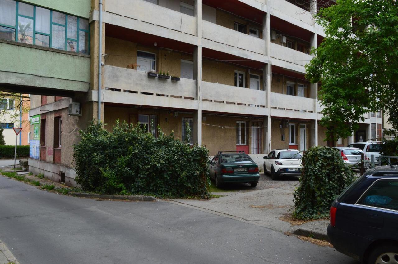 Belvárosi Apartman Pécs Esterno foto